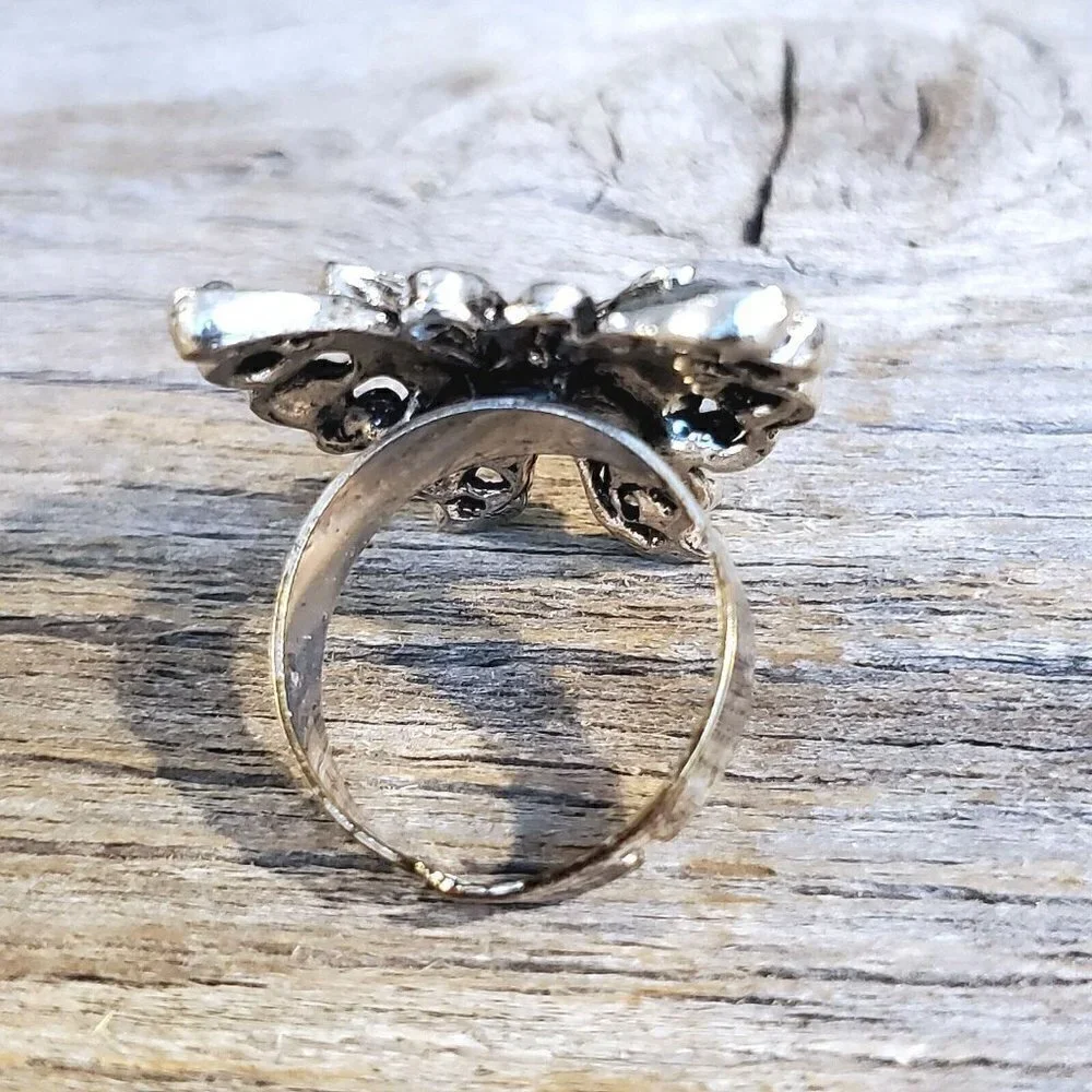 Vintage Y2K 90s Clear Crystal Butterfly Silver Adjustable Cocktail Ring